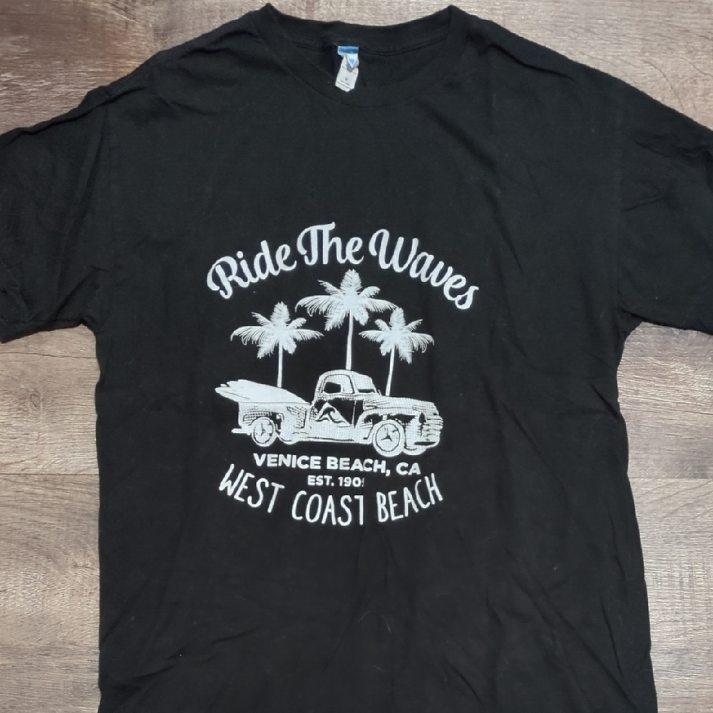 T-Shirt Bundle - Picture 12 of 13